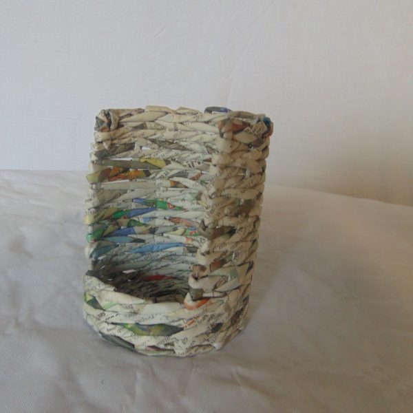 Porte Bouteille étiquette tressé en journal brut