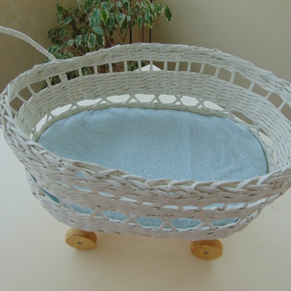 Landau Bleu claire en papier journal