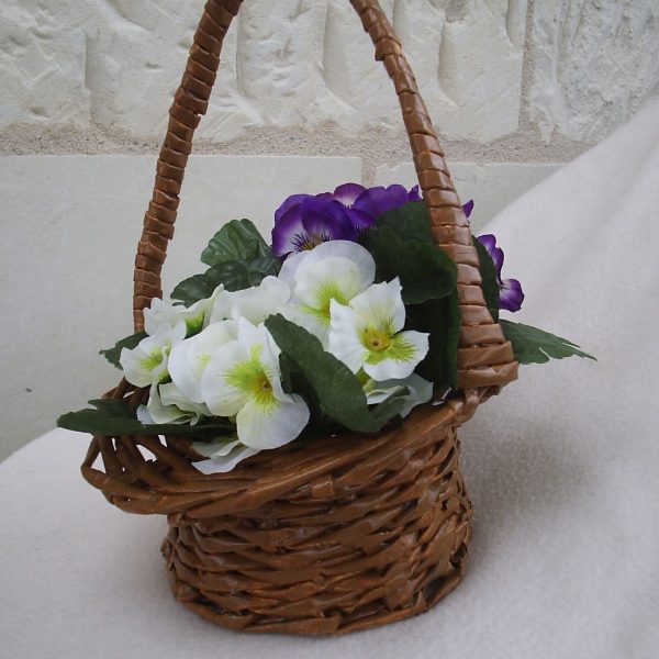 Panier avec anse haute en papier journal Panier avec anse haute en papier journal