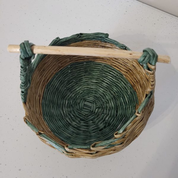 panier en papier journal à suspendre